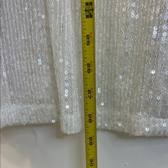 POL Let's Hit Broadway Pink Colorblock
Sequin Blouse Size Small PTP 23β-26β EUC - Picture 12 of 12